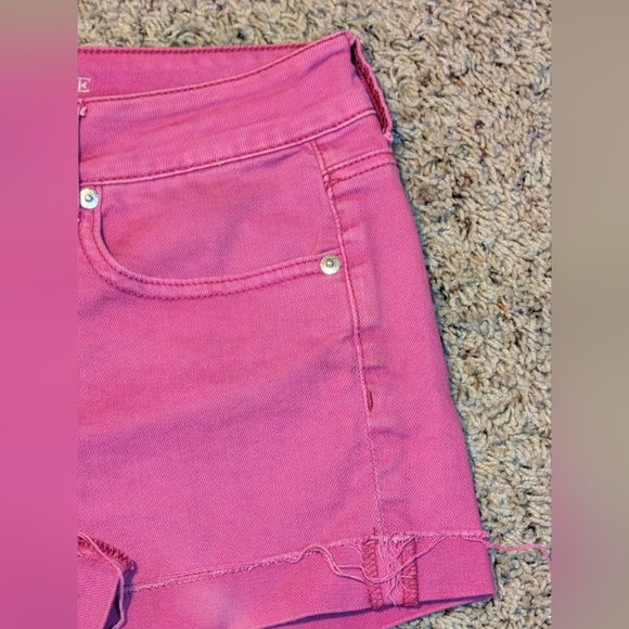 AE Next Level Low-Rise Denim Midi Stretch Pink Denim Shorts Size 6 - Picture 5 of 10